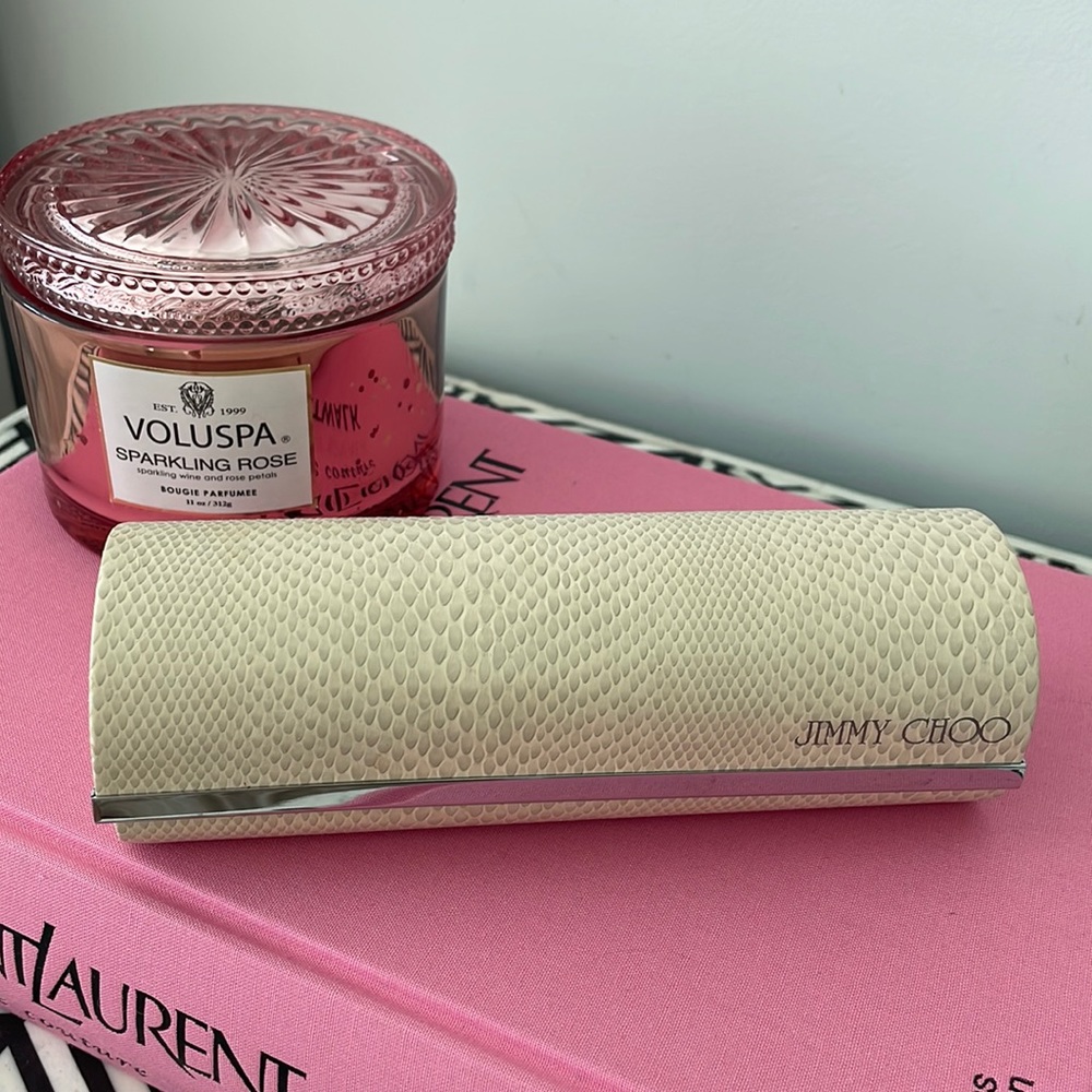 Animal print , cat eye form